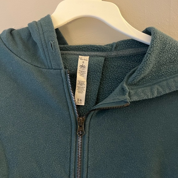 Alo cropped jacket - Picture 2 of 3